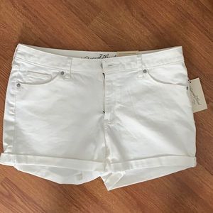 white jean shorts